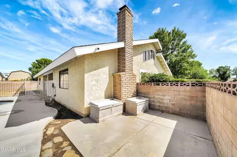 Exterior - 2747 Wilson Ct, Lancaster, CA 93536 photo 13 of 17