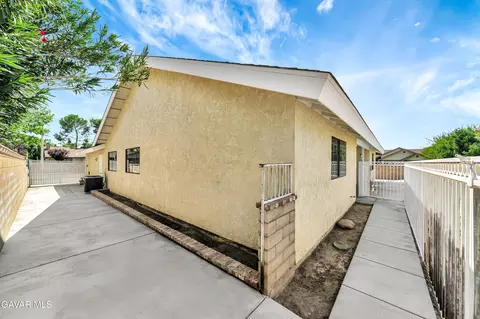 Exterior - 2747 Wilson Ct, Lancaster, CA 93536 photo 15 of 17