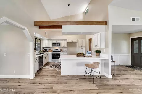 Kitchen - 2747 Wilson Ct, Lancaster, CA 93536 photo 1 of 6