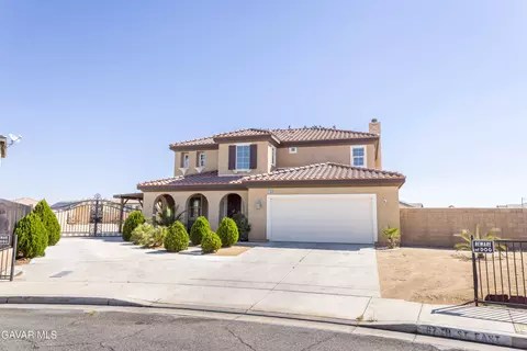 37762 67th St E, Palmdale, CA 93552