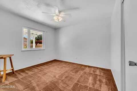 Bedroom - 822 Avenue J11 Ave E, Lancaster, CA 93535 photo 3 of 5