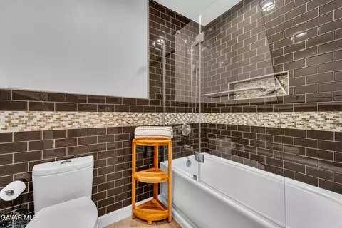 Bath - 822 Avenue J11 Ave E, Lancaster, CA 93535 photo 3 of 3