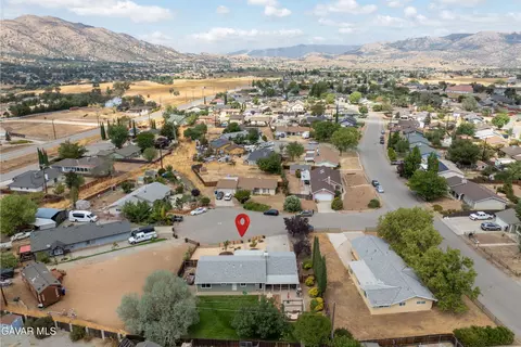 View/Area - 20410 Steeple Ct, Tehachapi, CA 93561 photo 4 of 4