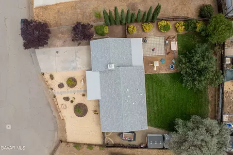 View/Area - 20410 Steeple Ct, Tehachapi, CA 93561 photo 3 of 4