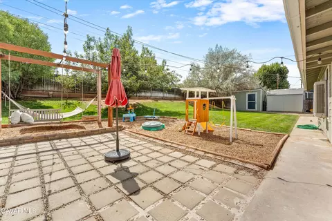 Exterior - 20410 Steeple Ct, Tehachapi, CA 93561 photo 5 of 7