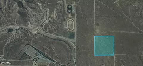67 Th St West Felsite Ave, Rosamond, CA 93560