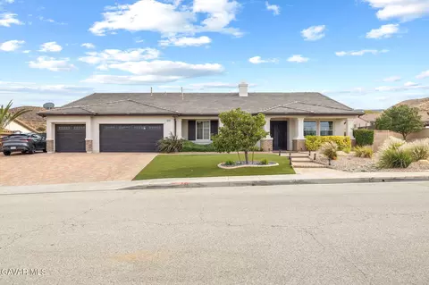 5614 Regent Hl W, Palmdale, CA 93551