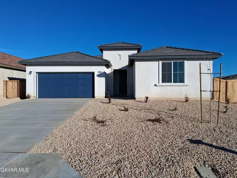 3705 Camino Mia Ct, Rosamond, CA 93560
