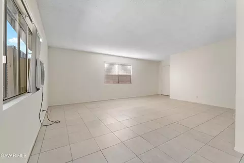 451 Lancaster Blvd E, Lancaster, CA 93535 photo 7