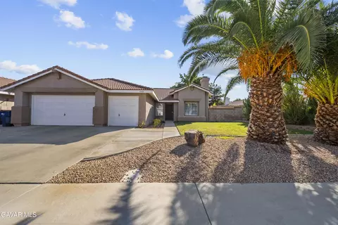 3758 Cocina Ln, Palmdale, CA 93551
