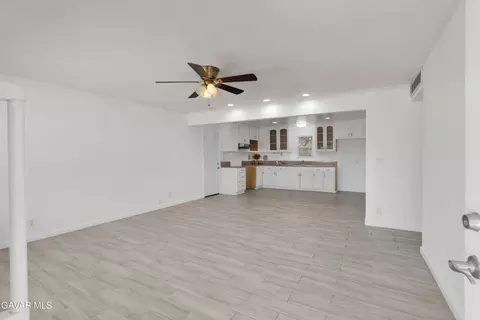 343 Ave J14 E, Lancaster, CA 93535 photo 4