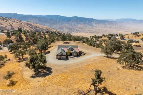 Other - 30400 Horsethief Dr, Tehachapi, CA 93561 photo 9 of 9