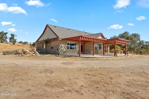 Other - 30400 Horsethief Dr, Tehachapi, CA 93561 photo 6 of 9