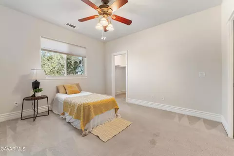 Bedroom - 30400 Horsethief Dr, Tehachapi, CA 93561 photo 1 of 3