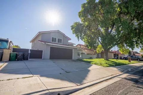 43656 Emile Zola St, Lancaster, CA 93535