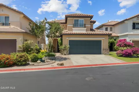 27711 Adonis Ln, Santa Clarita, CA 91351