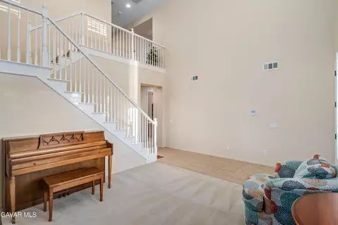 44856 Mariposa Dr, Lancaster, CA 93536 photo 9
