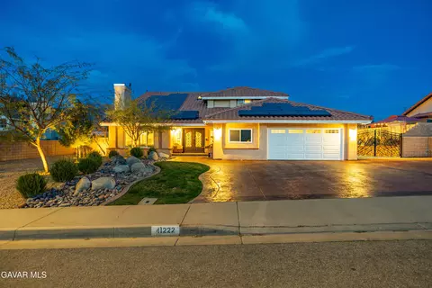 41222 Crispi Ln, Palmdale, CA 93551