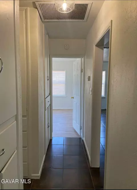 1144 Ivyton St W, Lancaster, CA 93534 photo 8