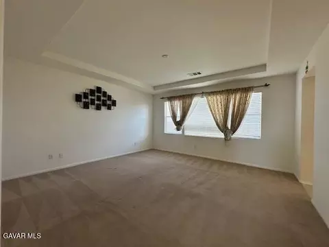 43142 Hampton St, Lancaster, CA 93536 photo 15