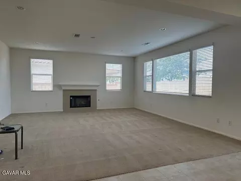 43142 Hampton St, Lancaster, CA 93536 photo 14