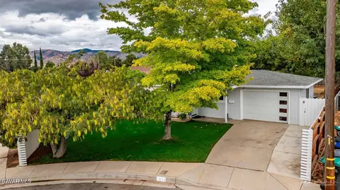 Exterior - 103 Teakwood Ct, Tehachapi, CA 93561 photo 2 of 10