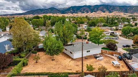 View/Area - 103 Teakwood Ct, Tehachapi, CA 93561 photo 1 of 3