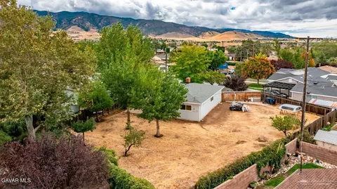 View/Area - 103 Teakwood Ct, Tehachapi, CA 93561 photo 2 of 3