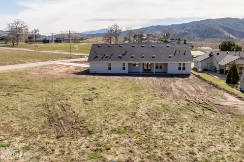 Other - 24401 Oaktree Ct, Tehachapi, CA 93561 photo 6 of 10