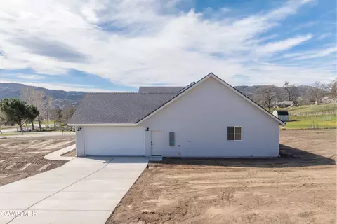 Other - 24401 Oaktree Ct, Tehachapi, CA 93561 photo 8 of 10