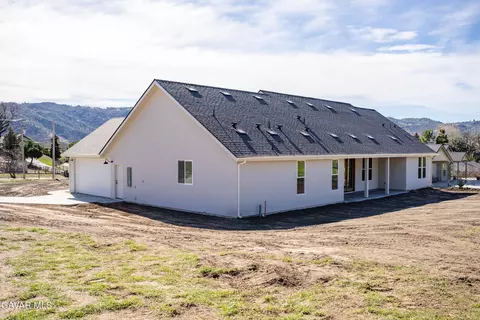 Other - 24401 Oaktree Ct, Tehachapi, CA 93561 photo 5 of 10