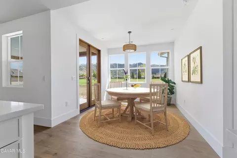 Dining - 29840 Pinedale Dr, Tehachapi, CA 93561 photo 1 of 2