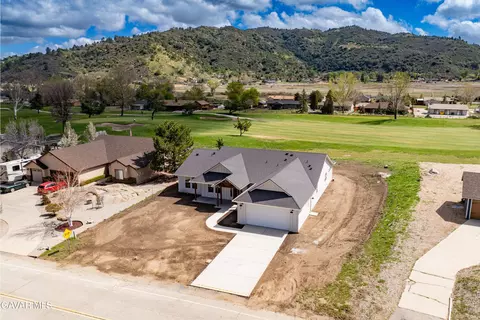 View/Area - 29840 Pinedale Dr, Tehachapi, CA 93561 photo 3 of 8