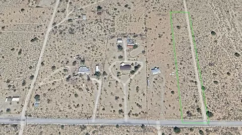21200 Fort Tejon Rd, Llano, CA 93544 photo 12