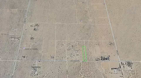 21200 Fort Tejon Rd, Llano, CA 93544 photo 11