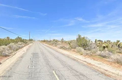 21200 Fort Tejon Rd, Llano, CA 93544 photo 3