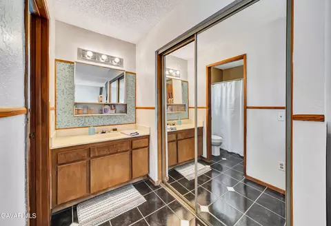 Bath - 39006 162nd St E, Palmdale, CA 93591 photo 4 of 6