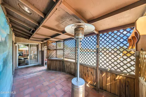 Exterior - 39006 162nd St E, Palmdale, CA 93591 photo 5 of 17