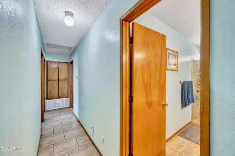 Entry Way - 39006 162nd St E, Palmdale, CA 93591 photo 1 of 1