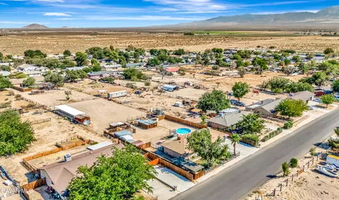 View/Area - 39006 162nd St E, Palmdale, CA 93591 photo 3 of 15