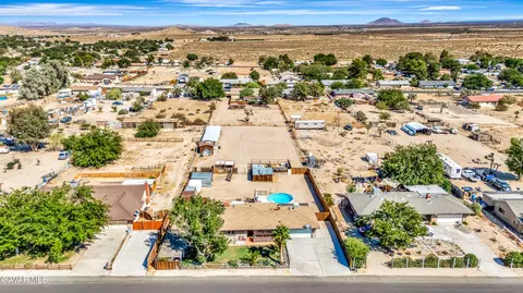 View/Area - 39006 162nd St E, Palmdale, CA 93591 photo 2 of 15