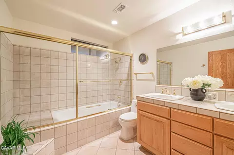 Bath - 3722 Gurrier Ave, Acton, CA 93510 photo 1 of 3