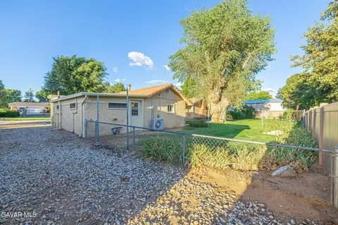 Exterior - 3722 Gurrier Ave, Acton, CA 93510 photo 17 of 25