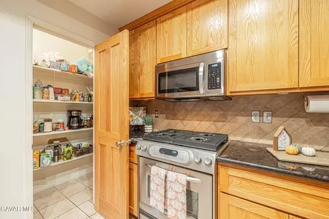 Kitchen - 3722 Gurrier Ave, Acton, CA 93510 photo 4 of 6