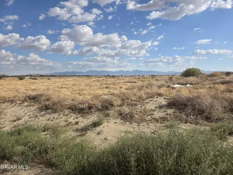Vic 81 Avenue I E, Lancaster, CA 93535 photo 9