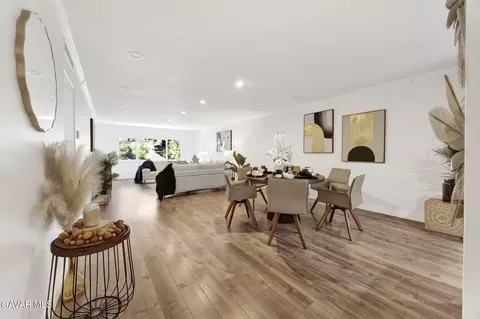 1935 Alpha Rd UNIT 112, Glendale, CA 91208