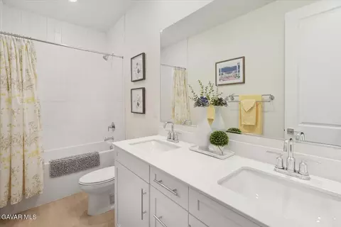 20912 Silvergate Way, Newhall, CA 91321 photo 30
