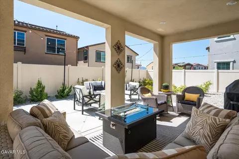 20912 Silvergate Way, Newhall, CA 91321 photo 34
