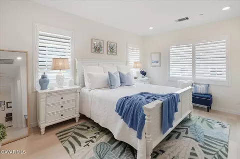 20912 Silvergate Way, Newhall, CA 91321 photo 17