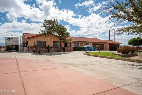 Exterior - 8212 Avenue H E, Lancaster, CA 93535 photo 3 of 17